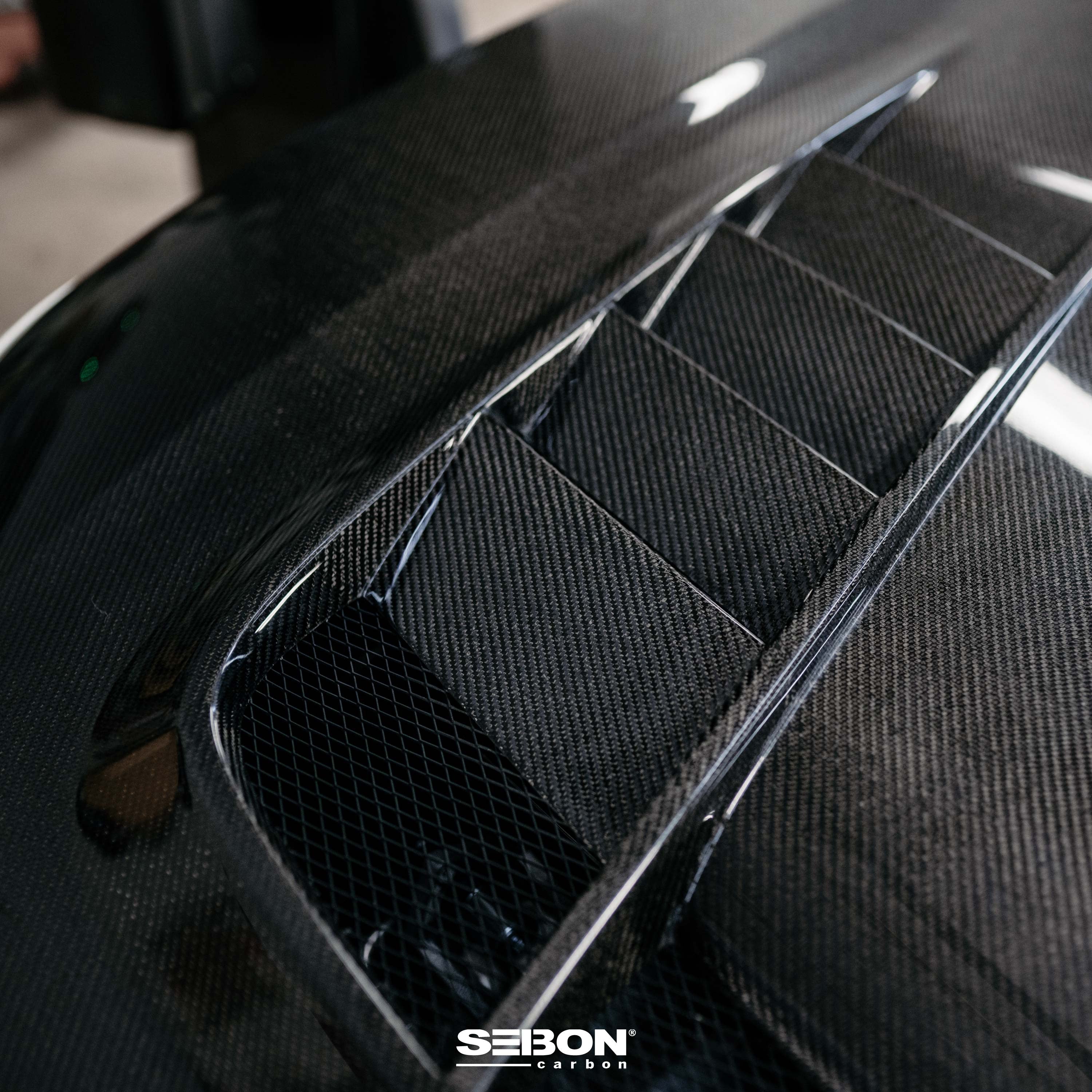 Seibon TV-Style Double Sided Carbon Fibre Bonnet – Honda Civic Type R (FL5) 23+