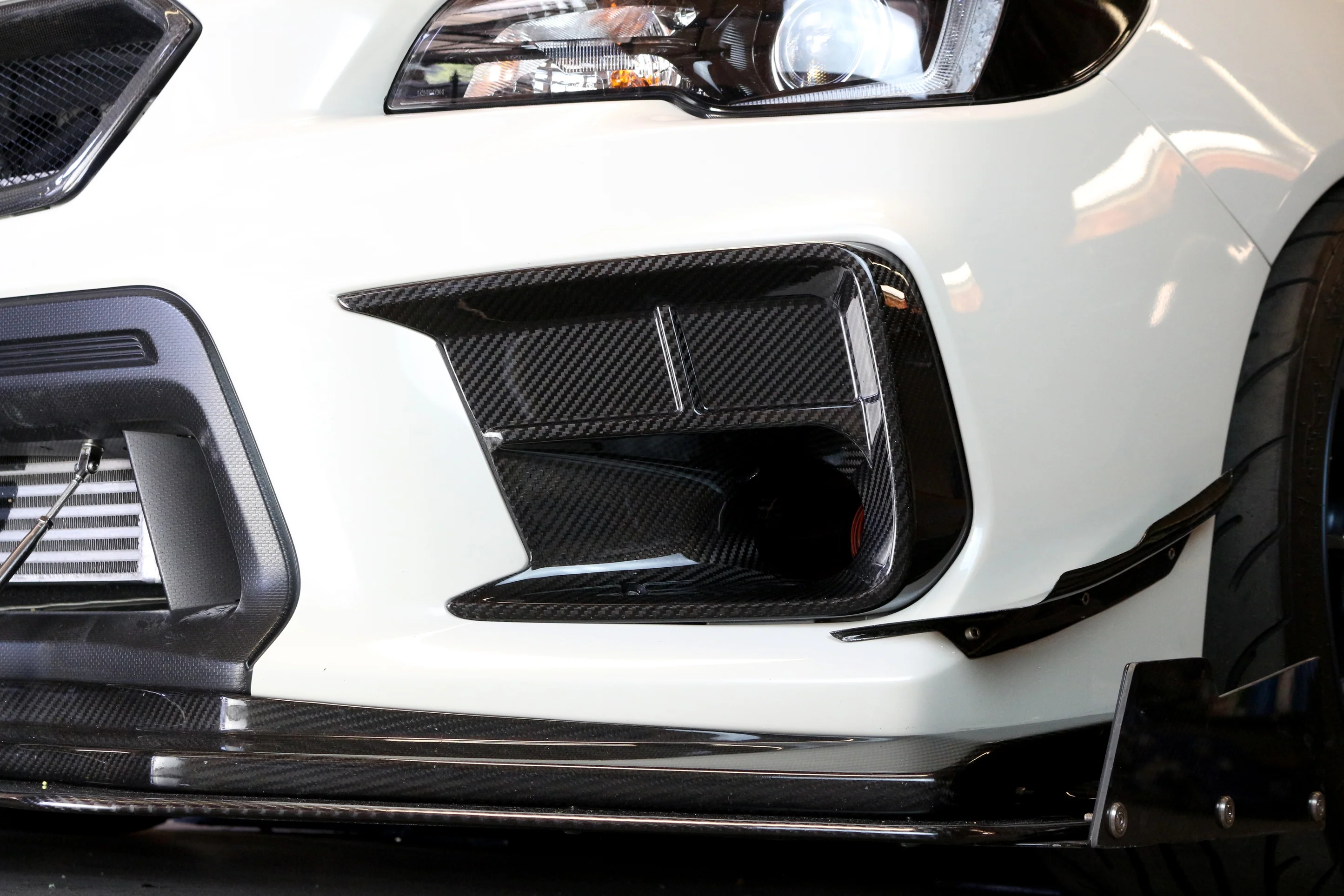 APR Carbon Brake Cooling Kit – Subaru STI 2018–2021 - Chicane Australia