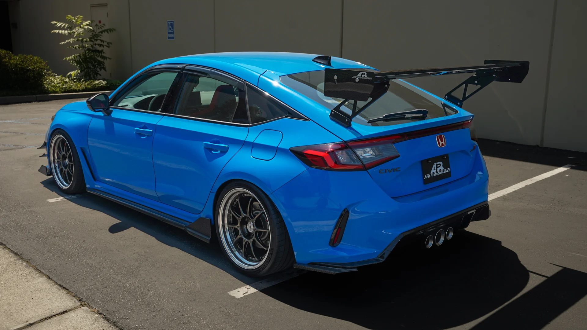 APR Performance GT-250 Adjustable Wing 67" (Carbon) – Honda Civic Type R FL5 (2023+) - Chicane Australia