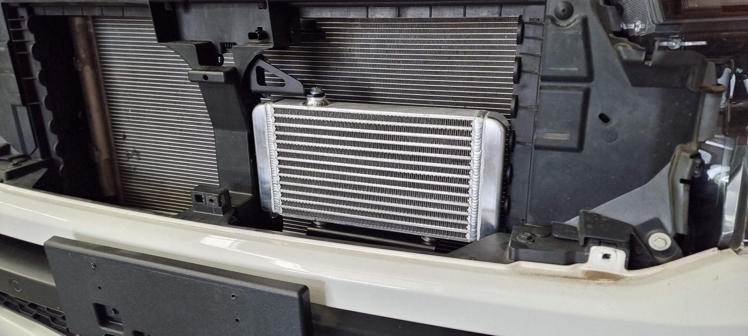 Process West Transmission Cooler – Next Gen Ranger Raptor (OEM & Stage 1&2 Intercooler Compatible) - Chicane Australia