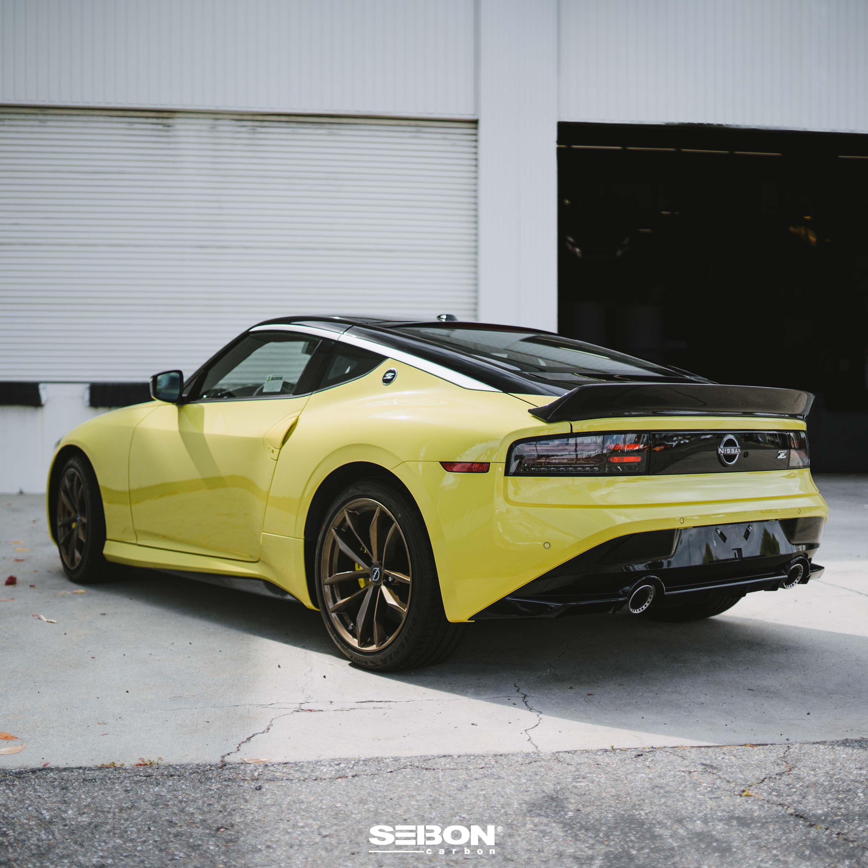 Seibon DA-Style Carbon Fibre Rear Spoiler – Nissan Z 23+