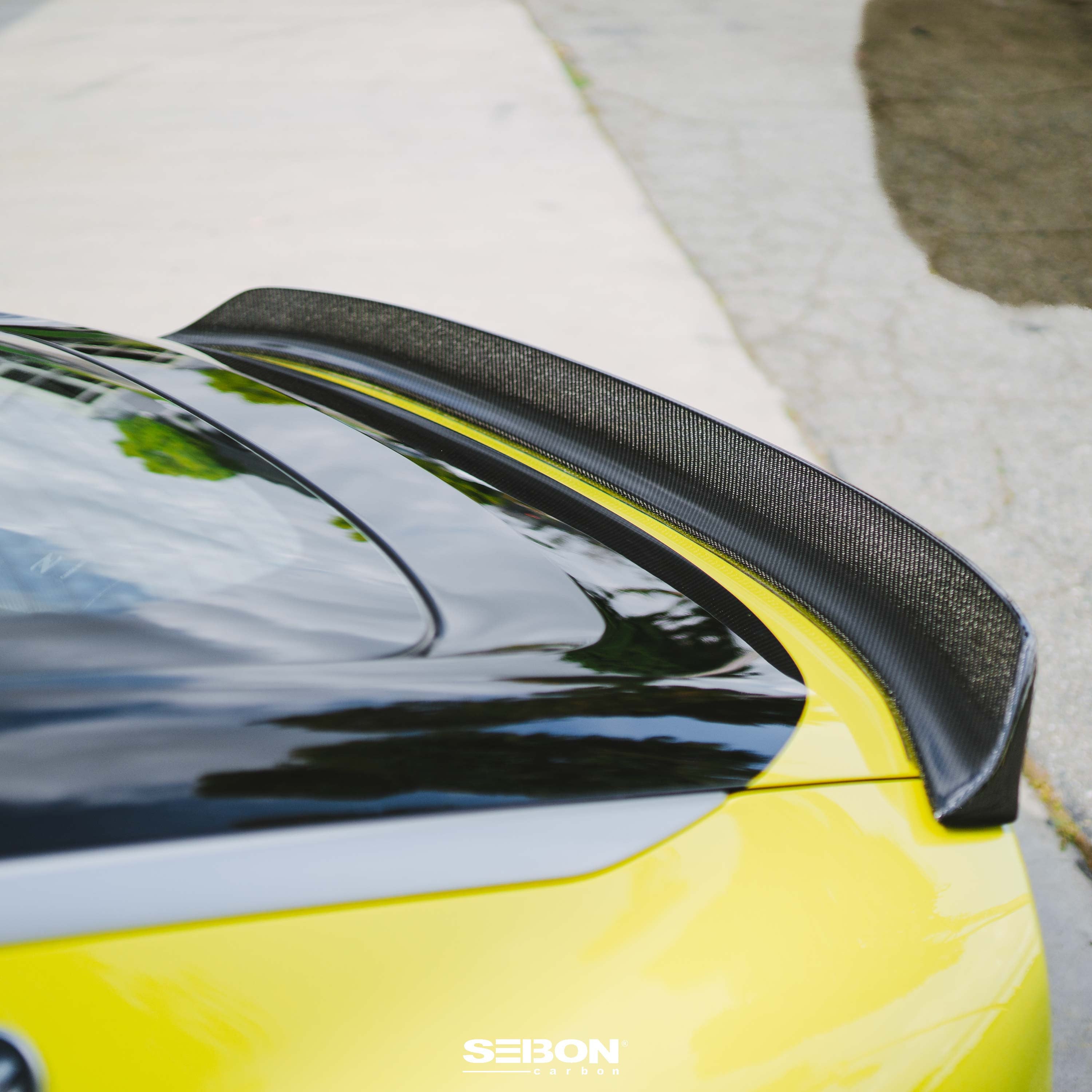 Seibon DA-Style Carbon Fibre Rear Spoiler – Nissan Z 23+