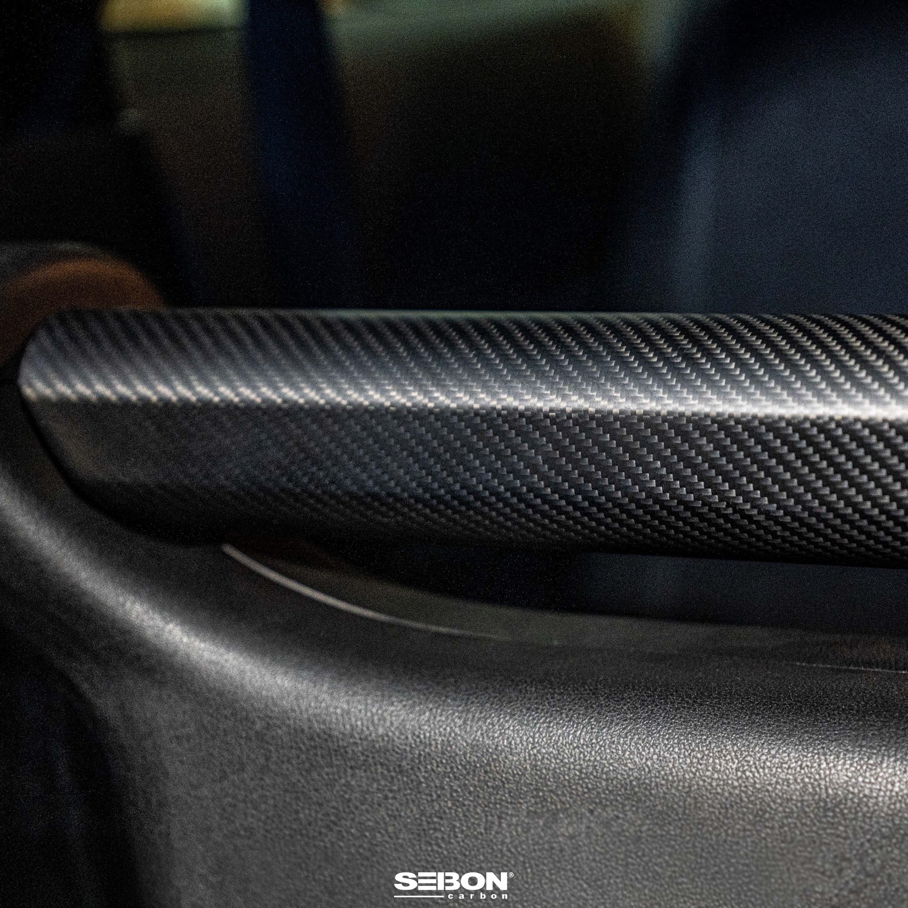 Seibon Carbon Fibre Rear Strut Brace – Nissan Z 23+