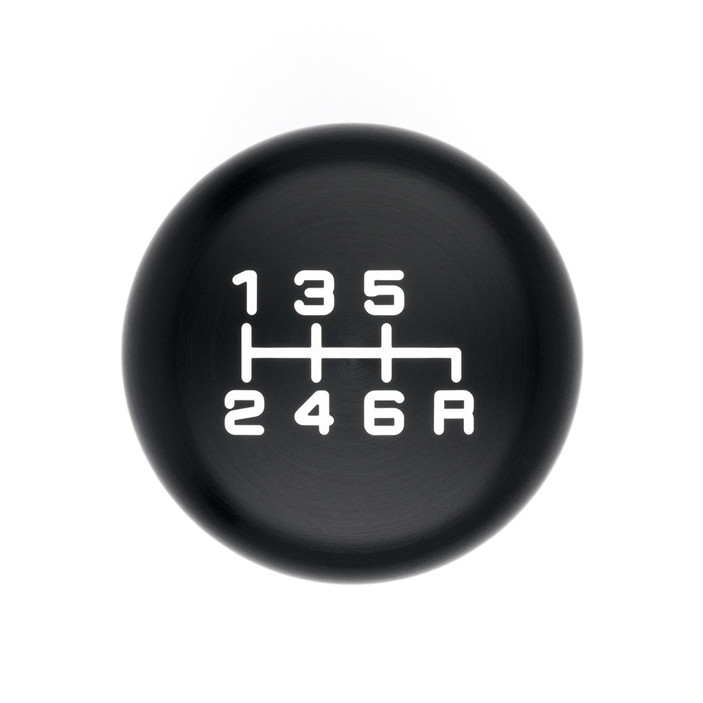 ACUITY ESCO-Insulated shift knob, black – top view of the engraved 6-speed pattern