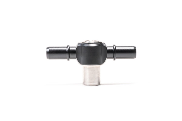 Radium Engineering Swivel Banjo Press-In Fittings – Nissan Valve Covers - Chicane Australia