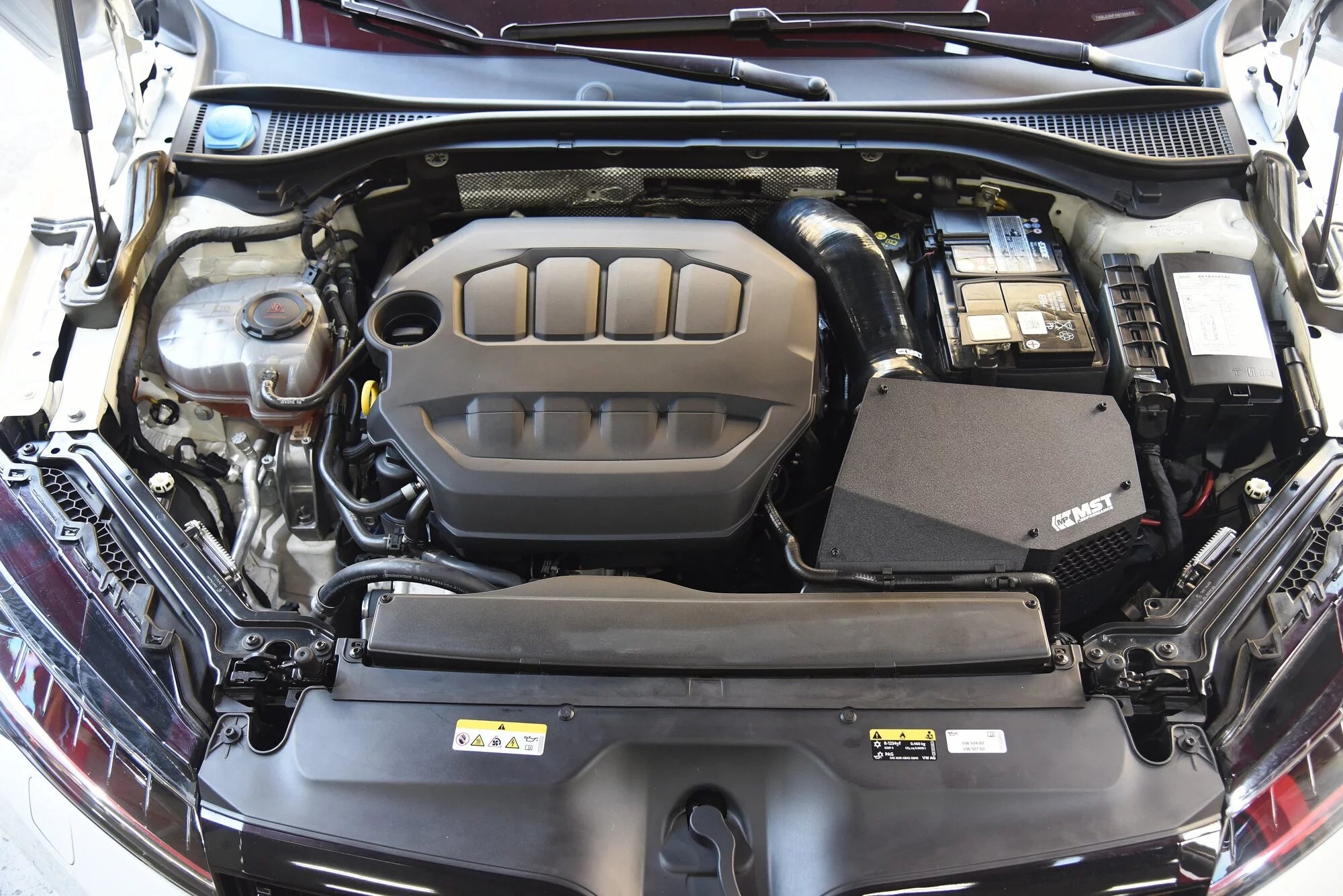 MST Cold Air Intake + Inlet Kit – Volkswagen Golf R Mk8 (2021+) - Chicane Australia