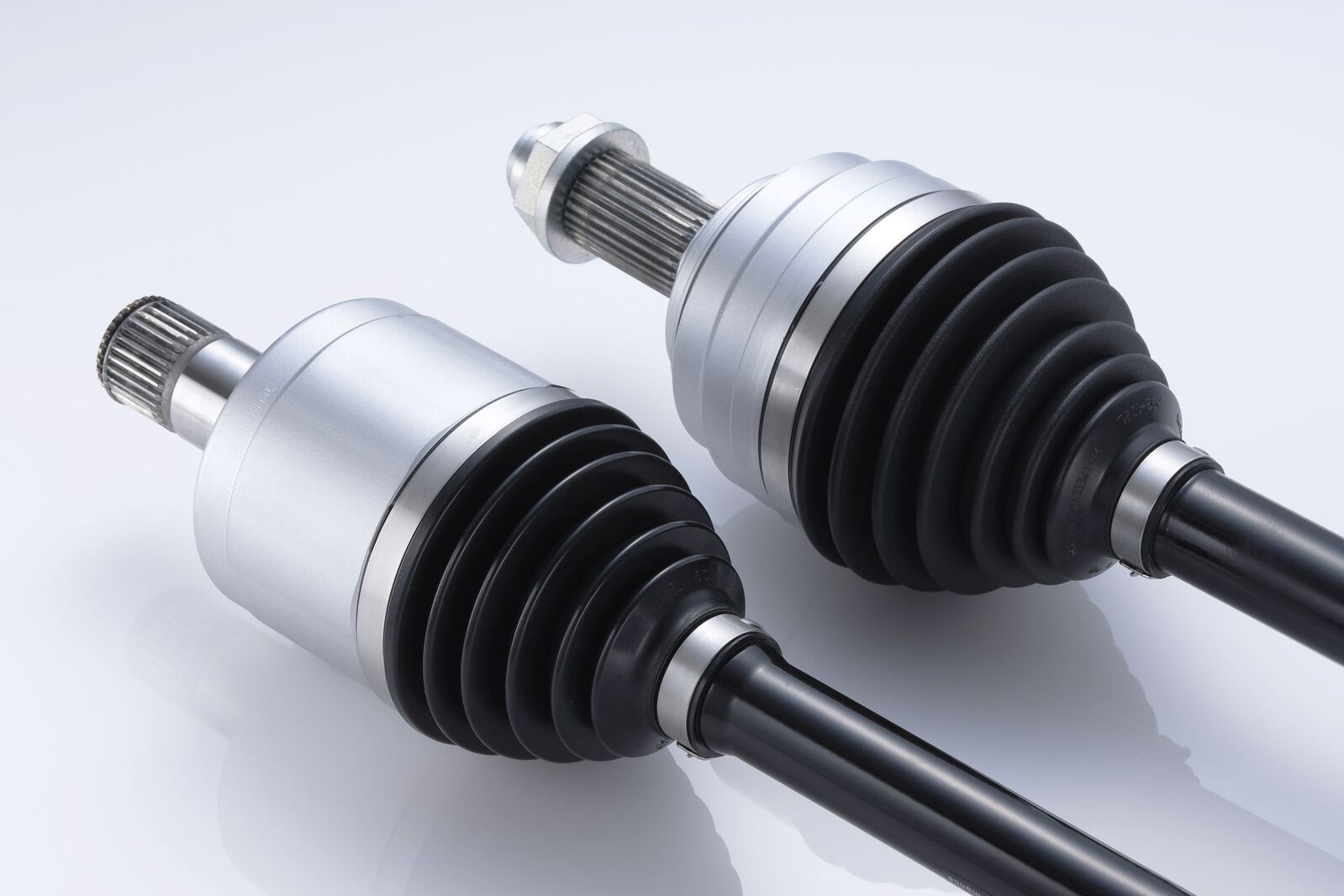 Spoon Sports Reinforced Drive Shaft Set - Honda Civic Type R (FK8) - Image 2