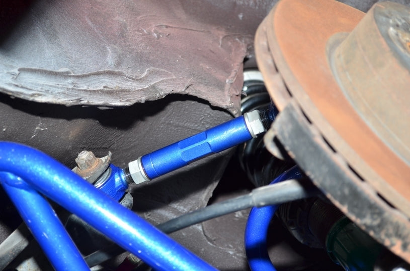 HARDRACE Rear Traction Rod - Nissan Skyline GTS-T (R32/R33/R34) / Skyline GT-R (R33/R34/R32) - Hardened Rubber - Image 2
