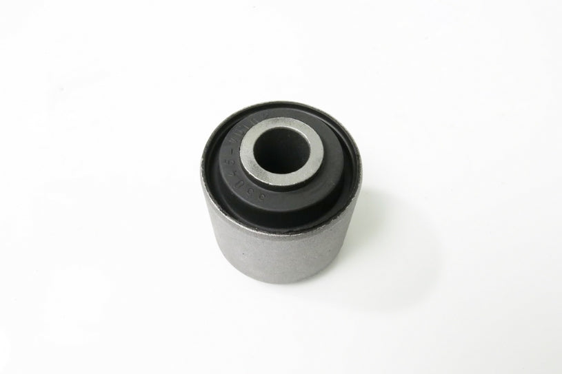 HARDRACE Rear Lower Arm Bush - Toyota LandCruiser (J80) - Hardened Rubber - Image 2