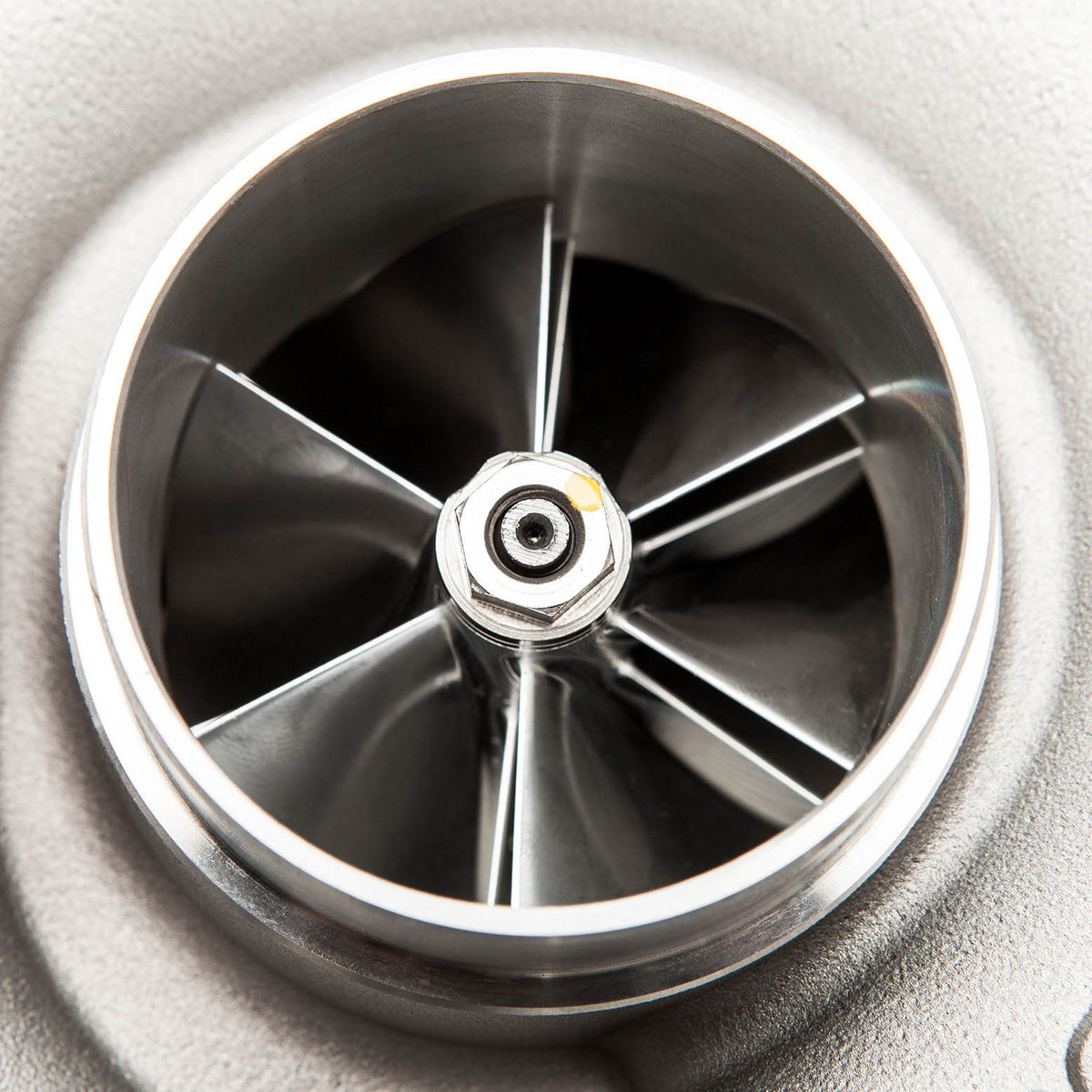 COBB TD05H-20G turbocharger – 68mm billet compressor wheel