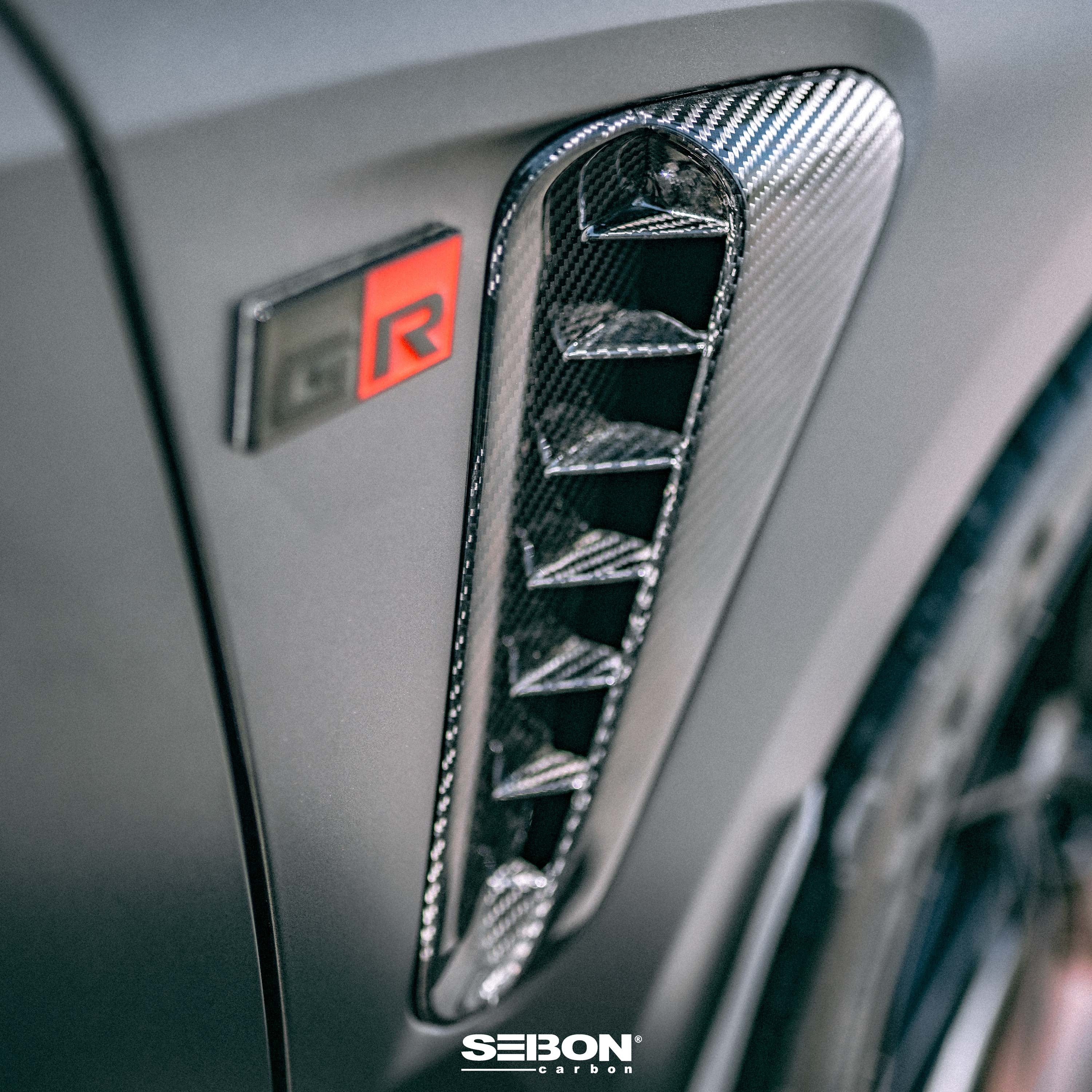 Seibon Dry Carbon Fibre Guard Vents – Toyota GR Corolla 23+