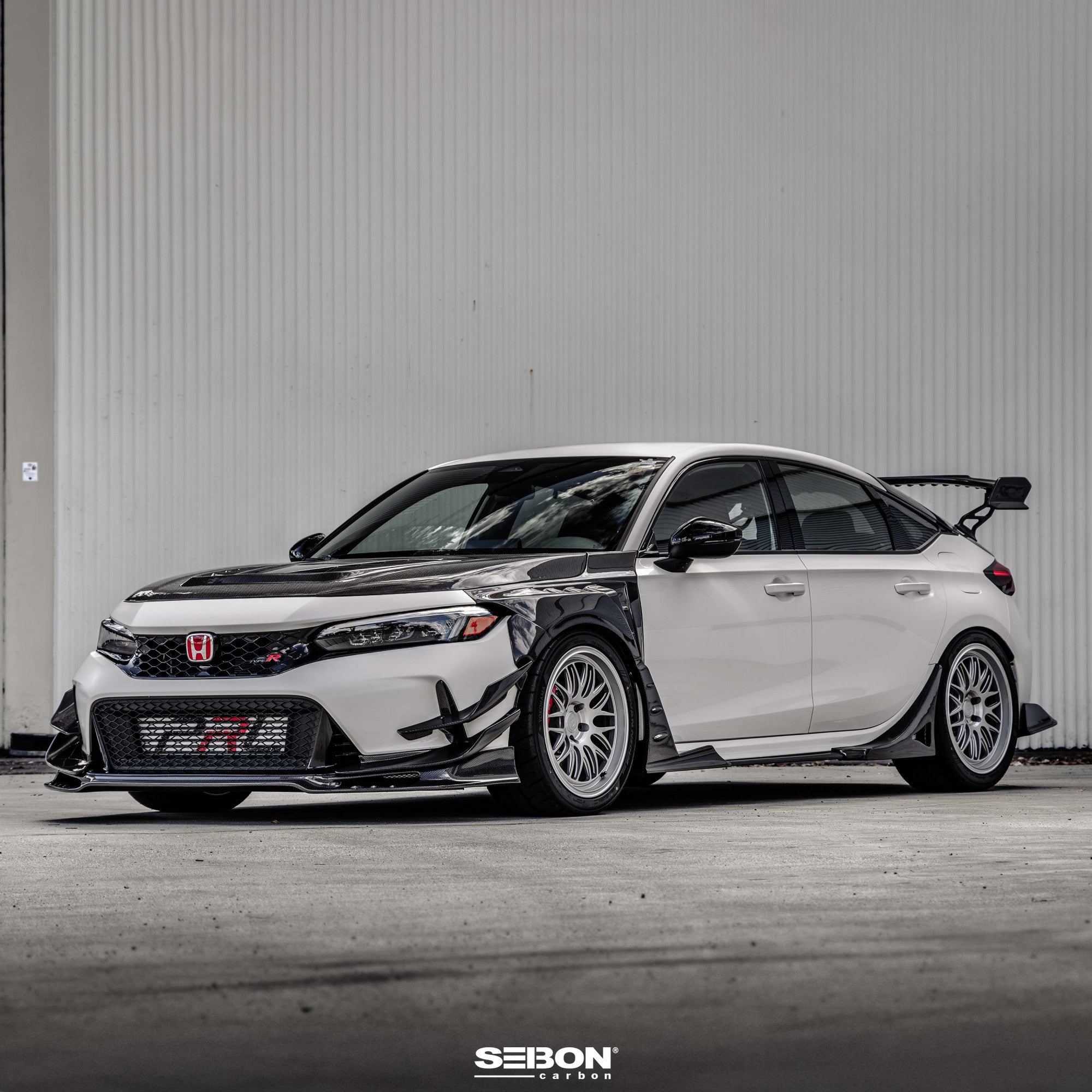 Seibon MB-Style Carbon Fibre Guards – Honda Civic Type R (FL5) 2023+