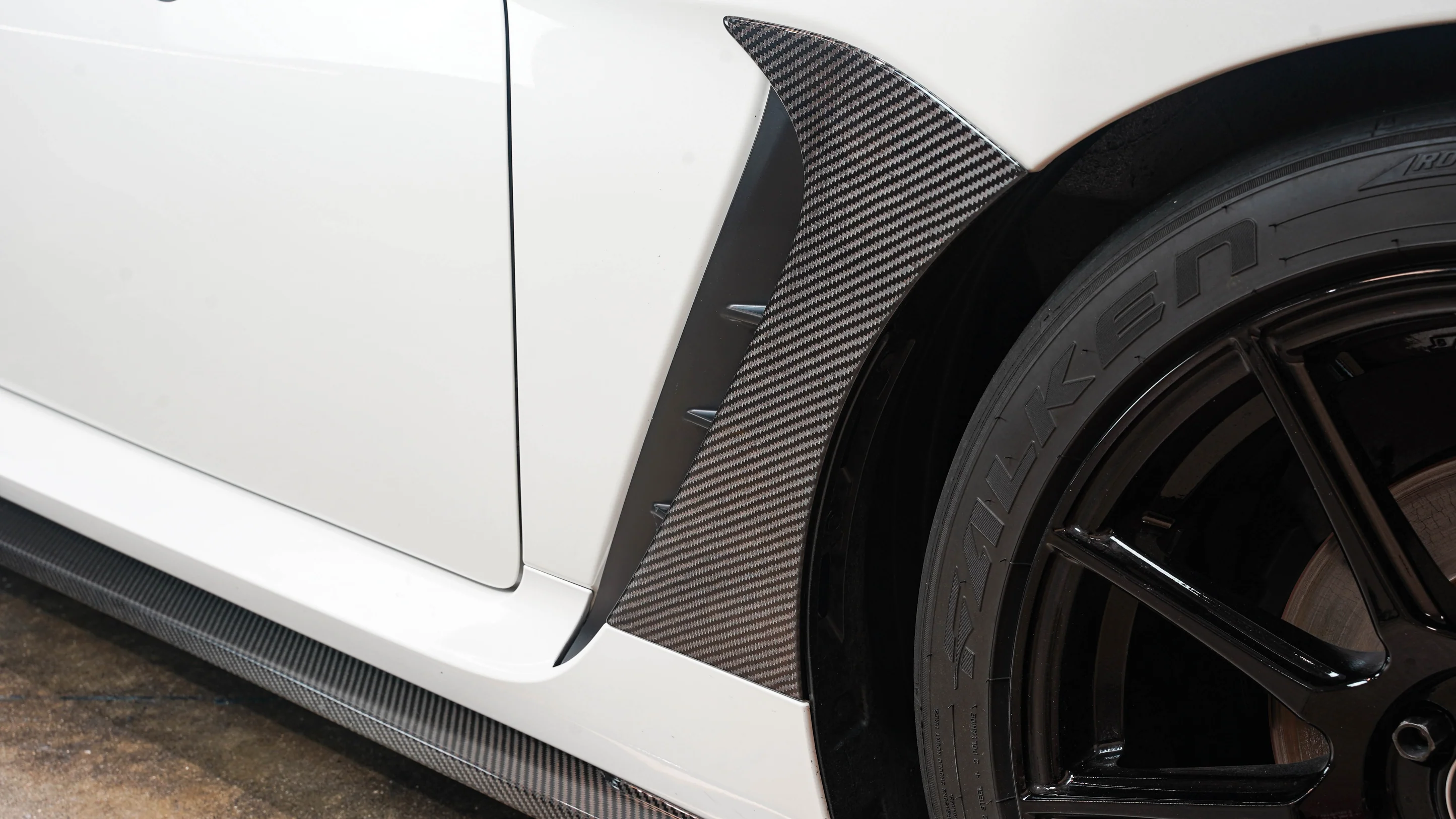 APR Fender Cover (Carbon) – Toyota GR86 / Subaru BRZ (2022+) - Chicane Australia