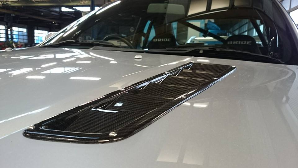 APR Carbon Fiber Universal Fitment Hood Vents, Long - Chicane Australia