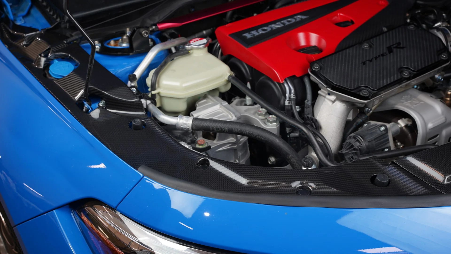 APR Performance Radiator Cooling Plates (Carbon) – Honda Civic Type R FL5 (2023+) - Chicane Australia