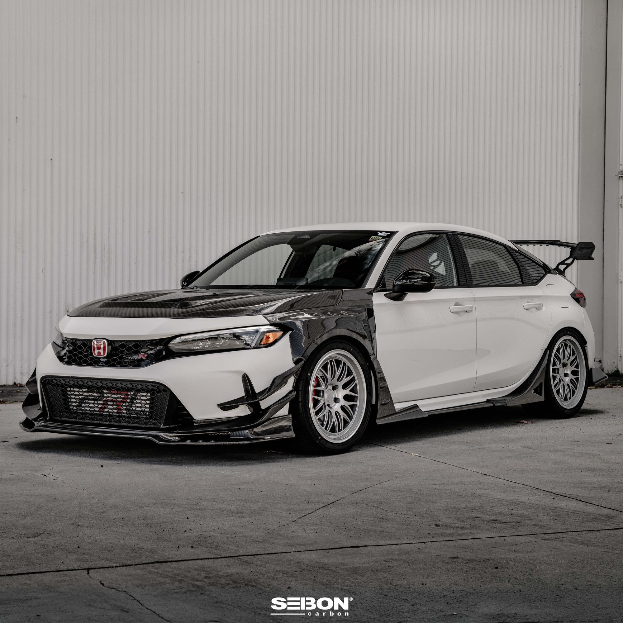 Seibon MB-Style Carbon Fibre Front Side Skirt Extensions – Honda Civic Type R (FL5) 23+
