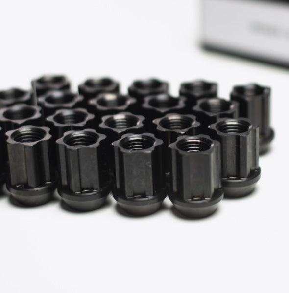 Set of Titan 7 O.W.L titanium race nuts in black